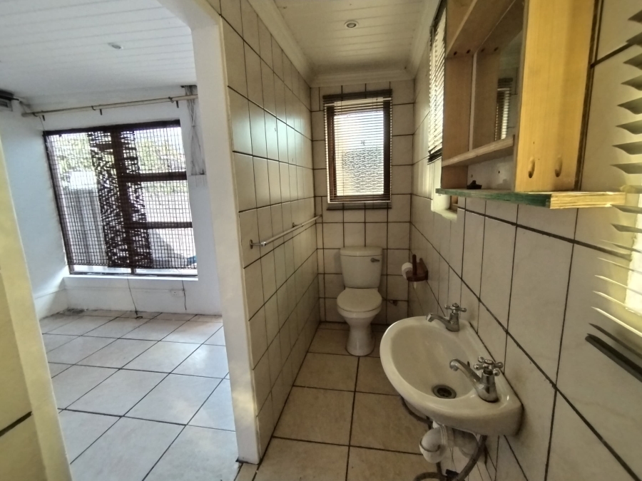 4 Bedroom Property for Sale in Protea Heights Western Cape